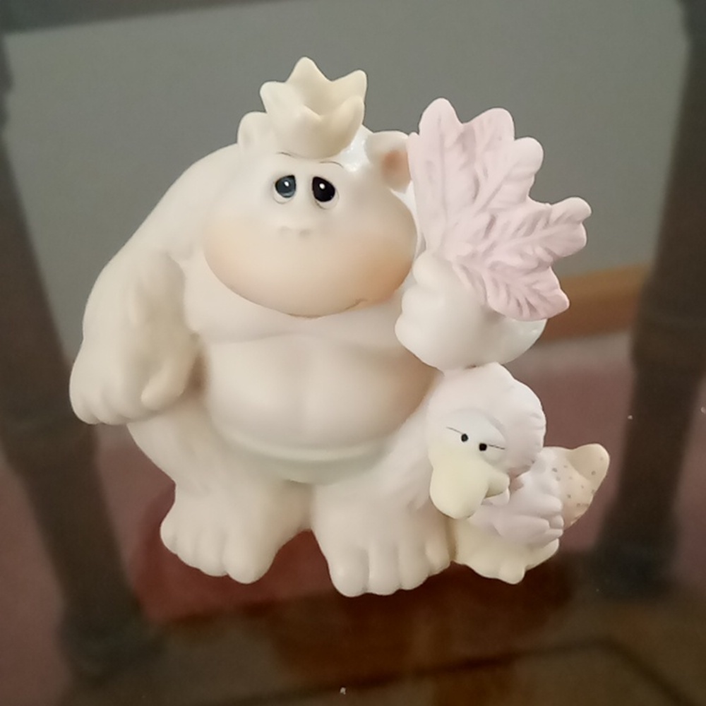 NWT 1989 Precious Moments Figurine